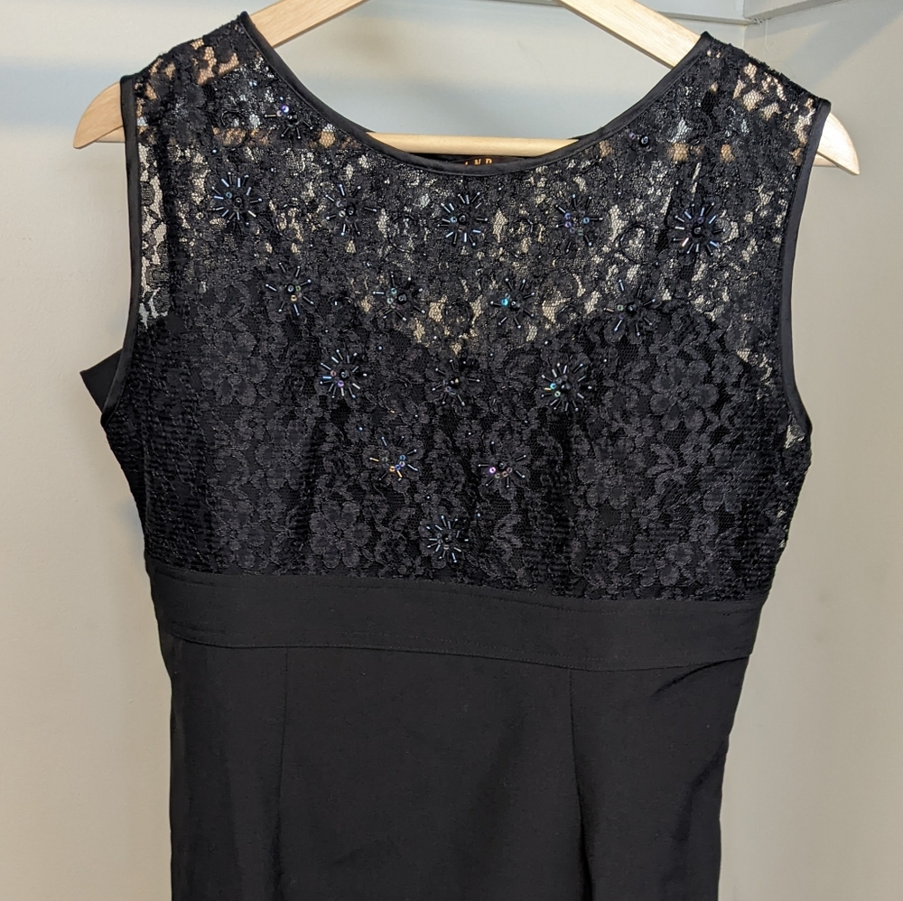 AND Black and White Sleeveless Cocktail Dress